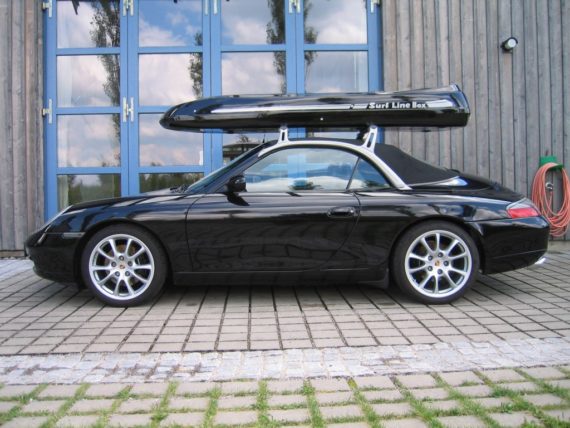 Dachbox von Mobila auf    Porsche  - © surfbox.de