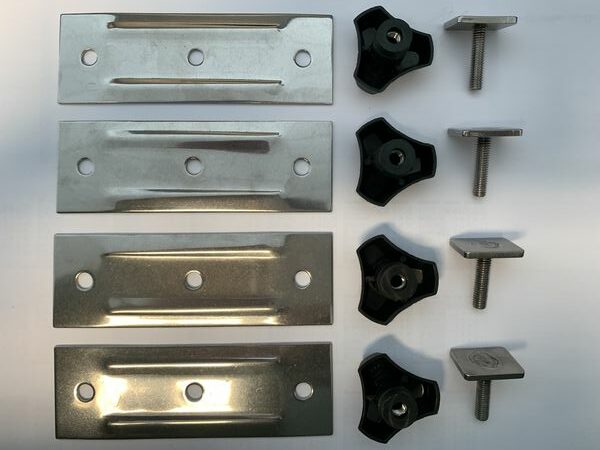 Befestigungs-Set mit T-Steinen