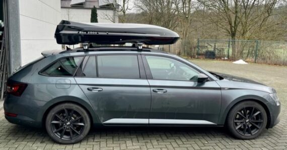 Skoda Superb Kundenbilder BELUGA XXL – Urlaub mit Hund