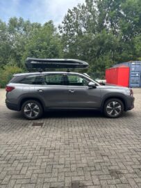  Skoda Kodiaq  Wave Pro Dachboxen Box da tetto Beluga XXL – Vacanza con il cane